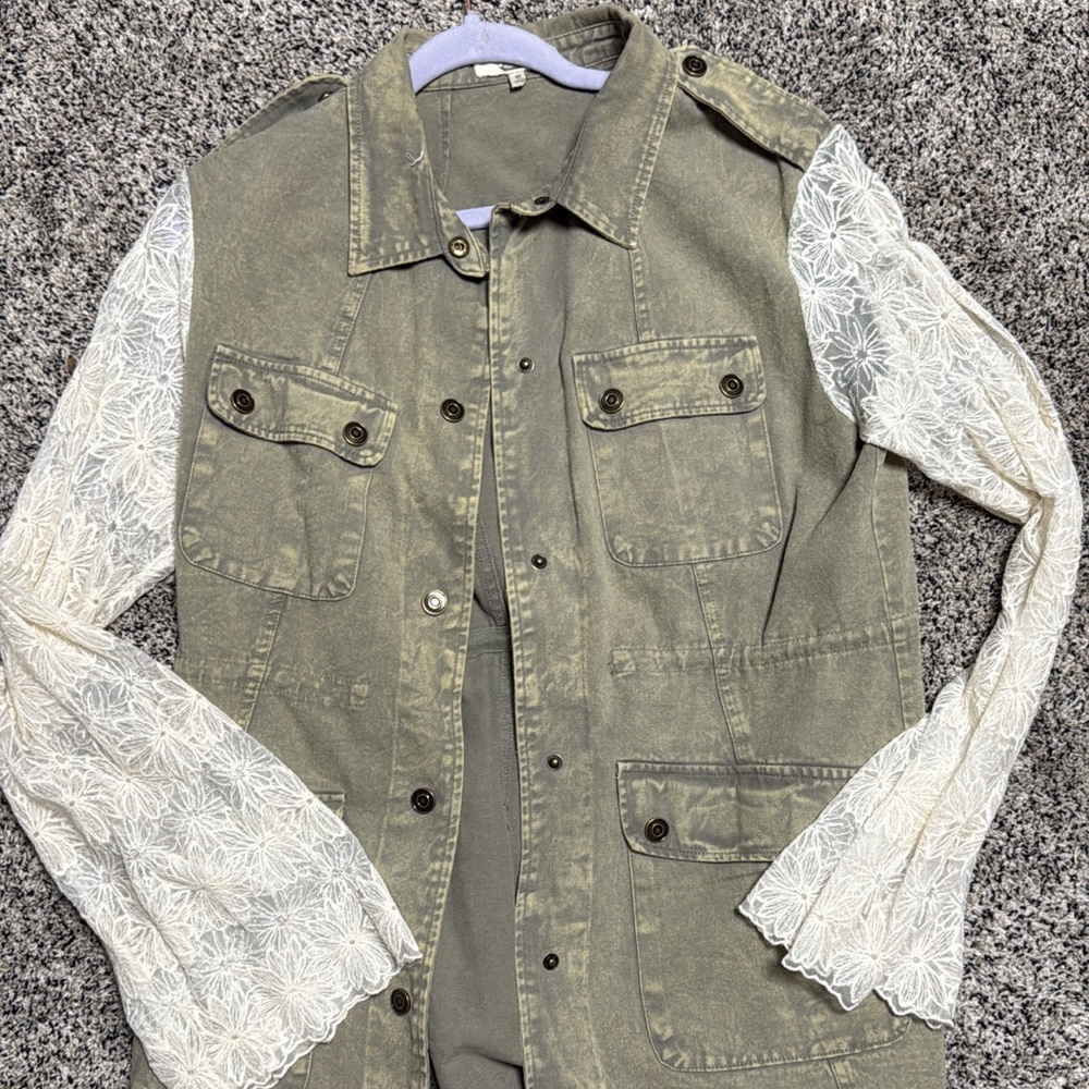 Buckle Olive Green Jacket with White Lace Sleeves